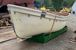 2000 19' Vintage Lifeboat with Sail and Oars