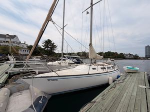 1982 Catalina 38