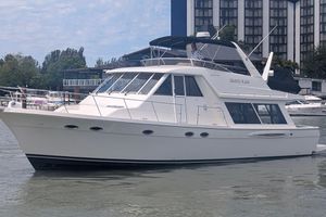 2004 Meridian 490 Pilothouse