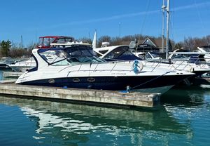 2005 Larson 370 Cabrio