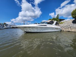 1993 Sea Ray 330 SUNDANCER