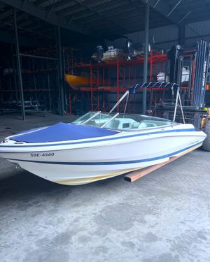 2004 Regal 2200 w/ Volvo 5.0 GXI