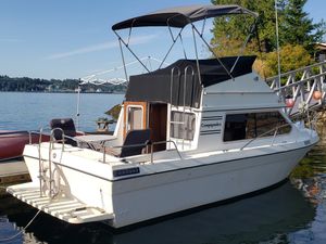 1980 Commander Boats 26