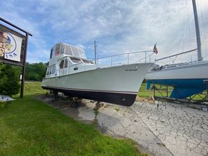 2012 Custom 390 Trawler