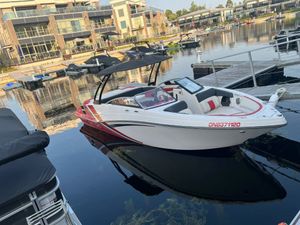 2016 Glastron GTS 245