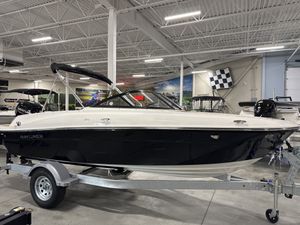 2027 Bayliner VR4-OUTBOARD