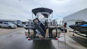 2023 Bentley PONTOONS ELITE 253 SWINGBACK DUAL CAPTAIN - ENJOY 