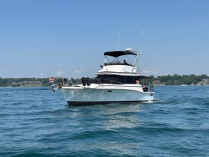 1976 Trojan F-32 Sportfisherman