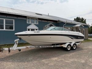 2000 Chaparral 216SSI