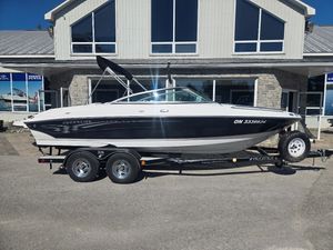 2003 Crownline Crownline 208