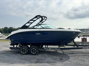 2027 Sea Ray SDX 230