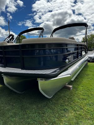 2027 Harris 230 Cruiser