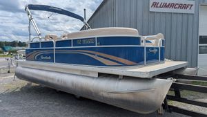 2013 Sweetwater 2086
