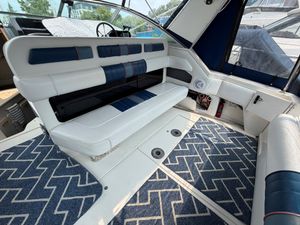 1993 Sea Ray 300 Sea Ray for sale in Belleville, ON, photo 18