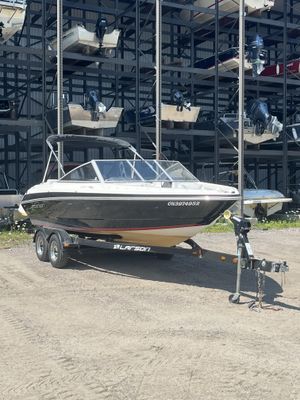 2013 LARSON LX225S