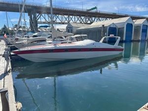 1988 Chris-Craft 375 Stinger