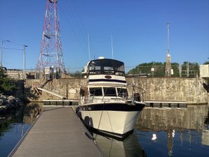 1989 Marine Trader Trawler