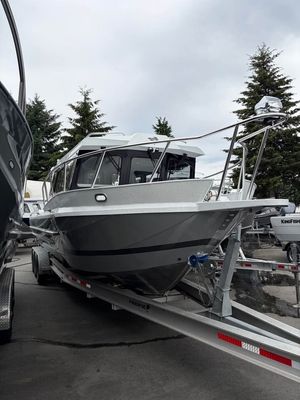 2026 KingFisher 3025 XRS Offshore