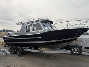 2026 KingFisher 2425 Escape ET HT