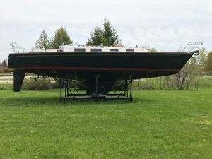 1990 J/Boats J37C