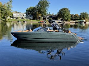 2027 Cobalt R26 Surf