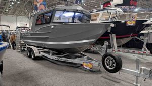 2027 KingFisher XAC 25 in Yamaha Grey with Twin Yamaha F150 Four S