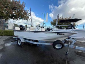 2027 Boston Whaler 17 montauk