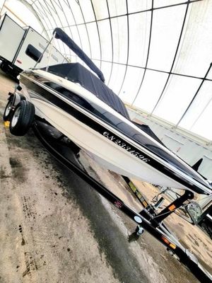 2010 LARSON LARSON LX1850 2010