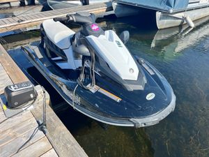 2017 Yamaha Waverunner EX Sport