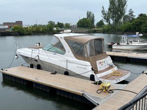 2005 Four Winns 378 Vista