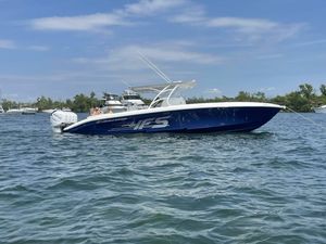 2016 Midnight Express 37 Open