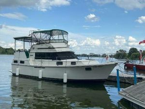 1987 Carver 3607
