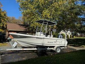2008 Sea Hunt 186 Triton
