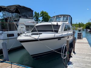 1977 Trojan 36 Tri-Cabin