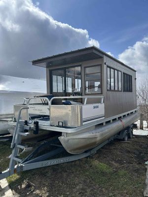 2019 Cruise Fish 220