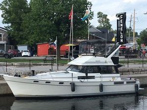 1990 Bayliner 3888 Motoryacht