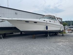 1997 Sea Ray 330 Sundancer