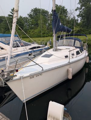 Hunter 28 1990