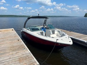 2023 Chaparral 23 SSI