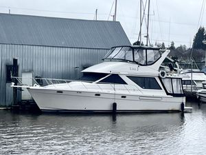 1996 Bayliner 3988