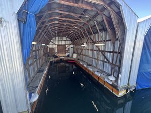 1985 Boat House 40