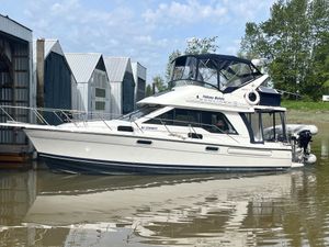 2000 Bayliner 3388