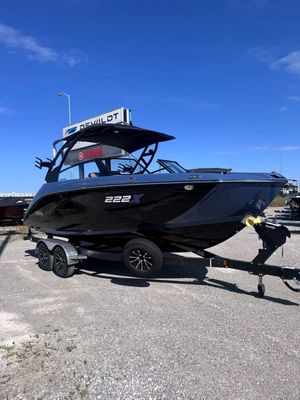 2026 Yamaha 222XD BLACK WITH FRESCO COGNAC