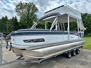2023 Avalon Catalina 2585 CRFS Funship