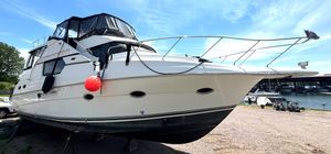 1999 Silverton 453 Motor Yacht