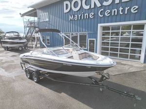 2005 Four Winns 210 Horizon