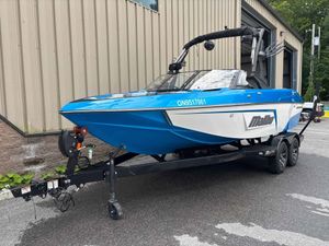 2025 Malibu 20 VTX