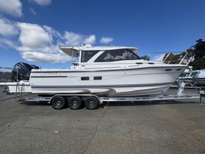 2027 Cutwater C-32 Coupe