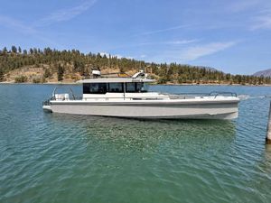 2017 Axopar 37 Cabin