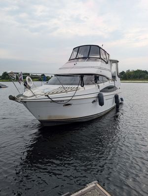 2003 Carver 366 Motor yacht